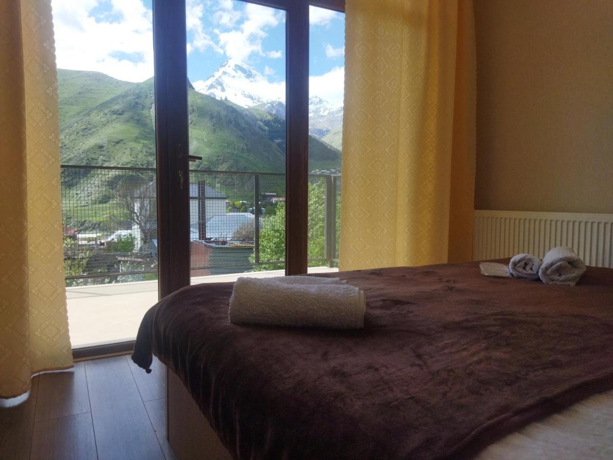Discover Kazbegi Hotel Экстерьер фото