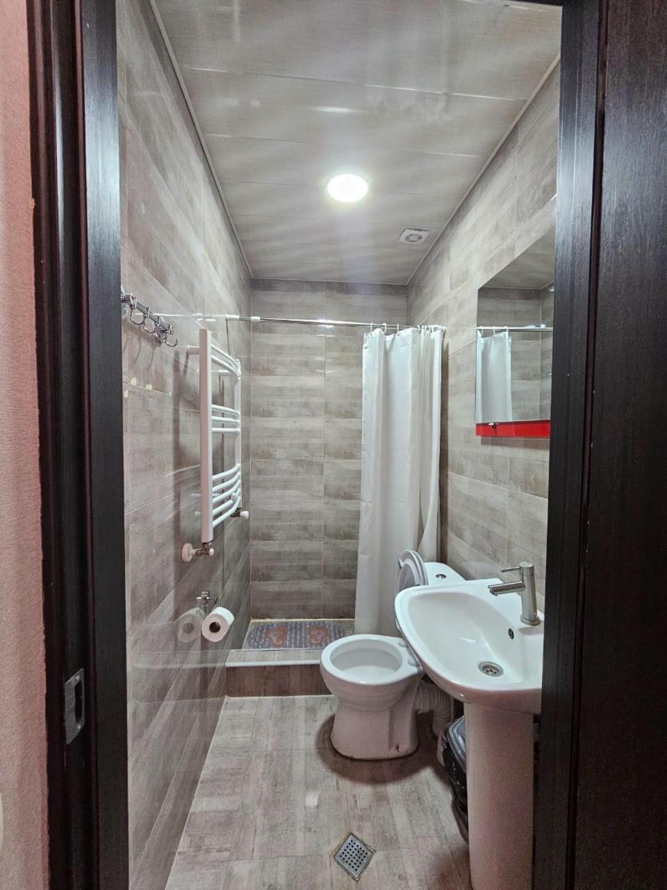 Discover Kazbegi Hotel Экстерьер фото