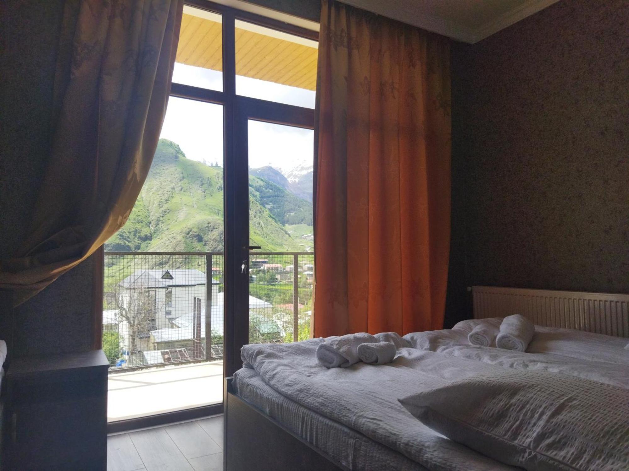 Discover Kazbegi Hotel Номер фото